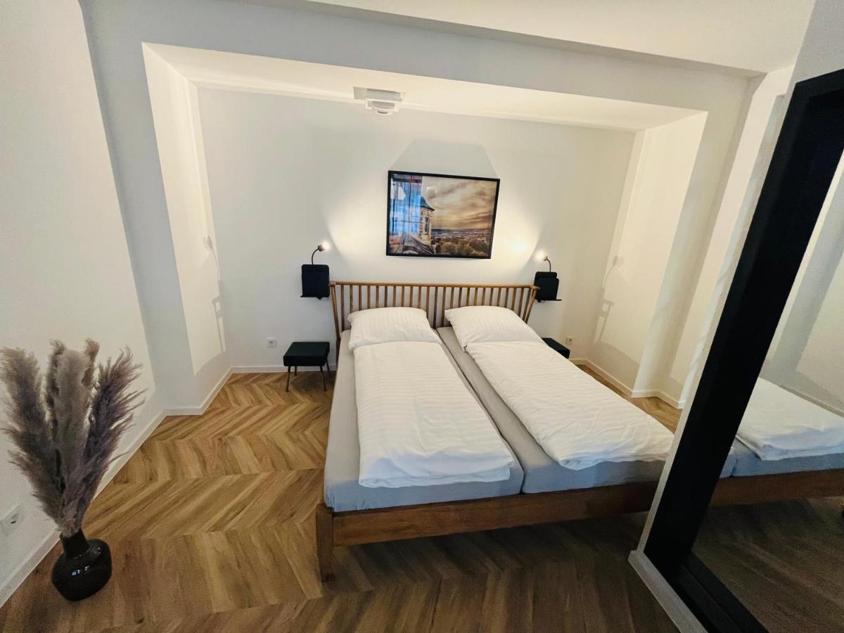 Ferienwohnungen An Der Salvatorkirche - Exklusiv-Apartments Mit Terrasse Coburg Eksteriør bilde